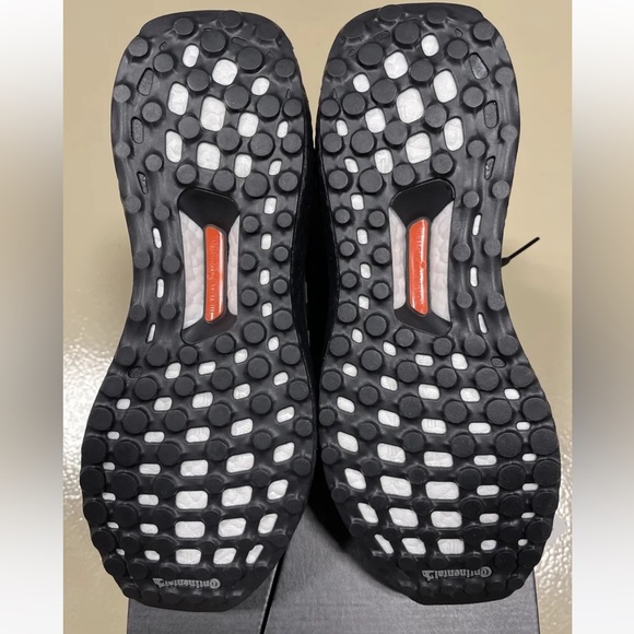 adidas UltraBOOST Mono Triple Black - Picture 10 of 10